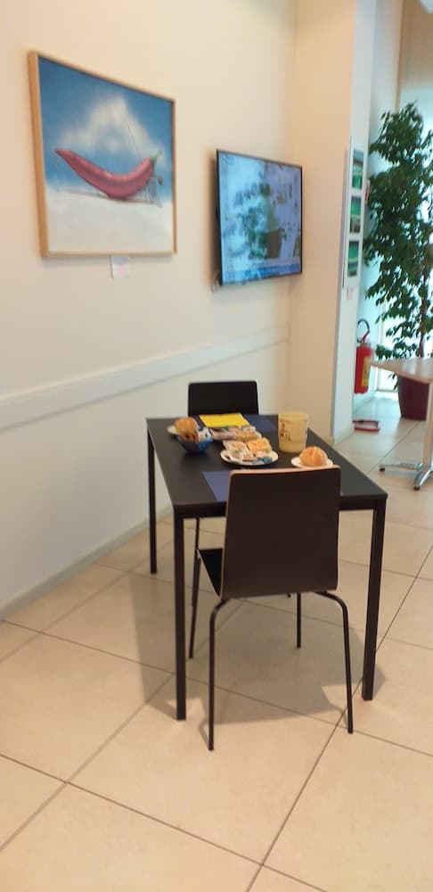 Hotel Lux Modena