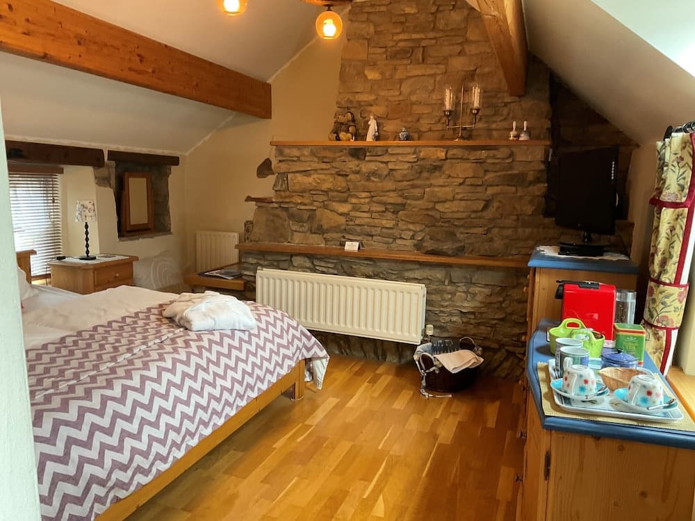 Armidale Cottages B&B