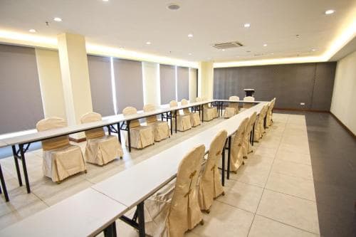 Putatan Platinum Hotel
