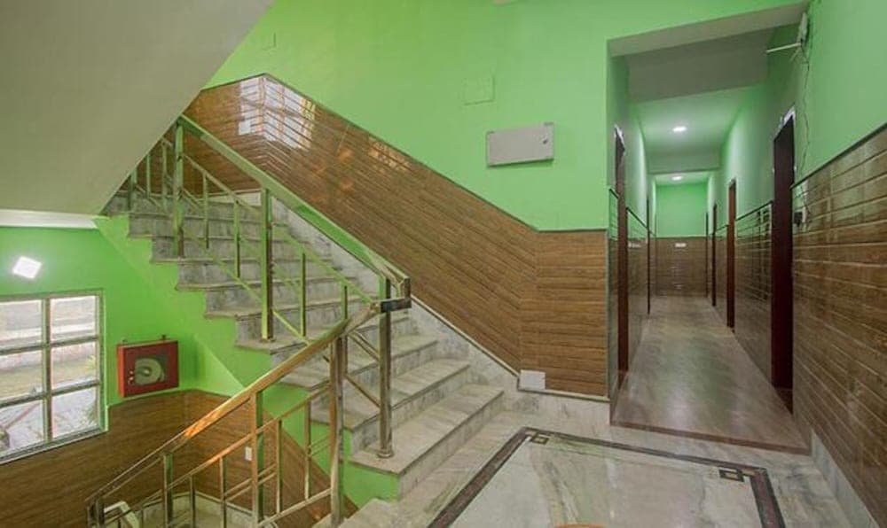 FabHotel Utsho