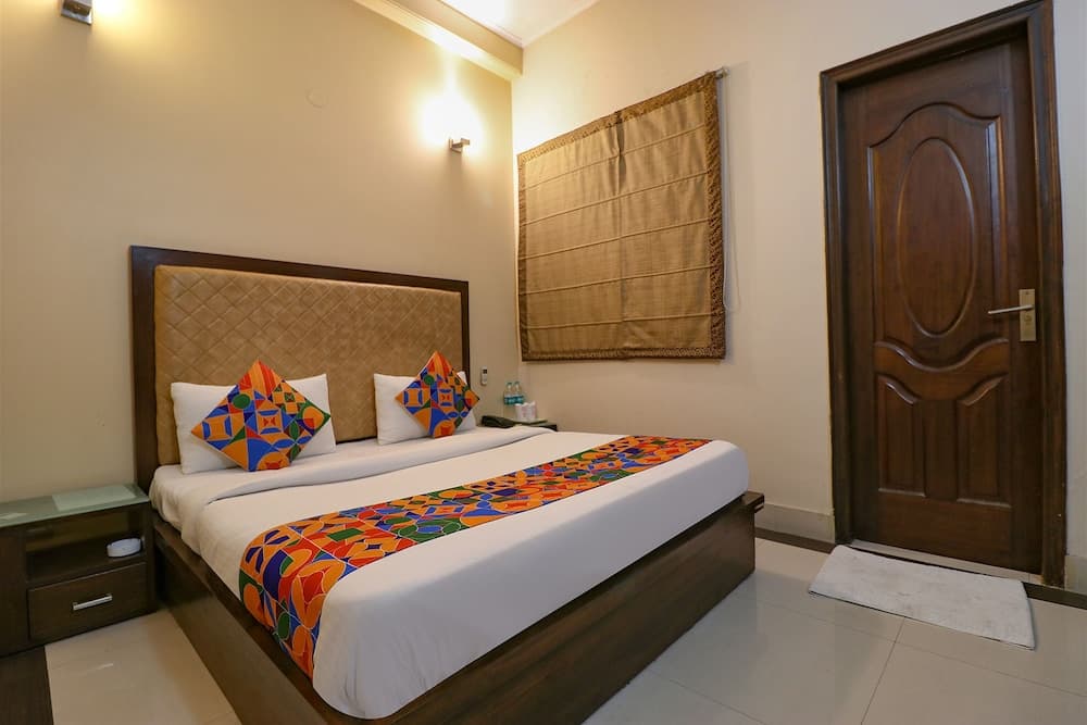 Fabhotel Llyod Residency