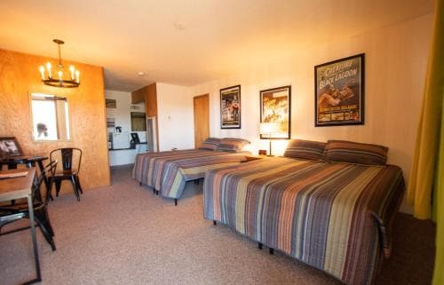 Raton Pass Inn
