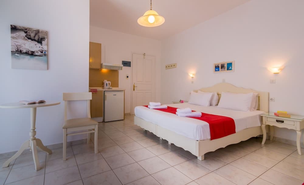 Aeolis Hotel