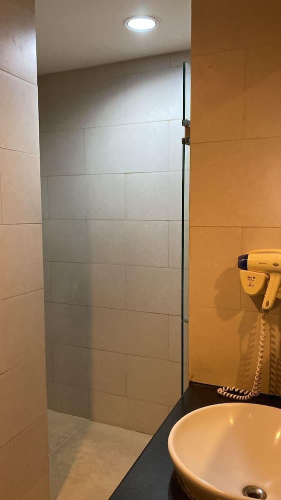 The H Tower Rasuna Suites Kuningan Jakarta By Villaloka