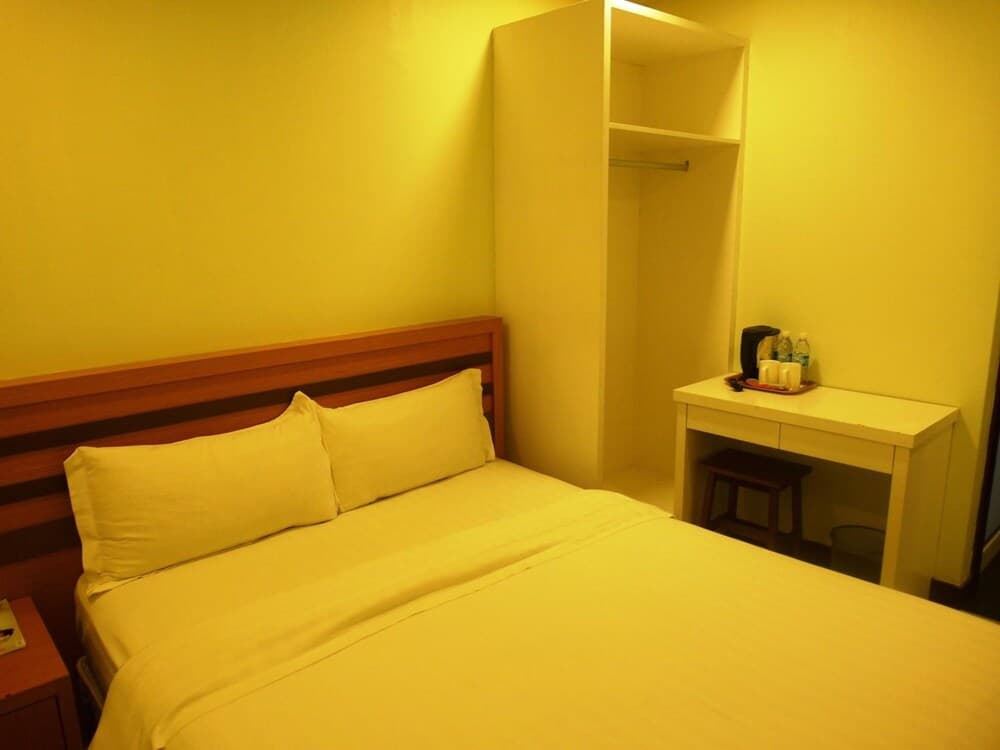 Transit Hotel