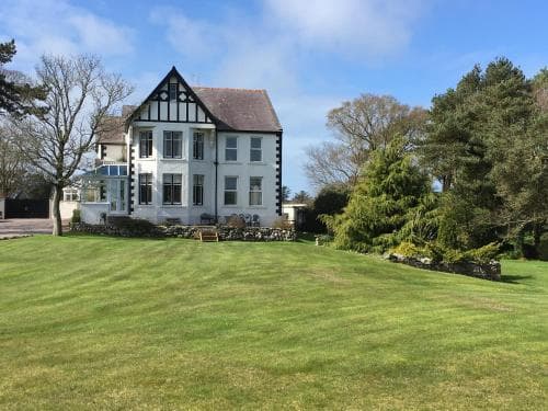 Rhianfa Bed & Breakfast