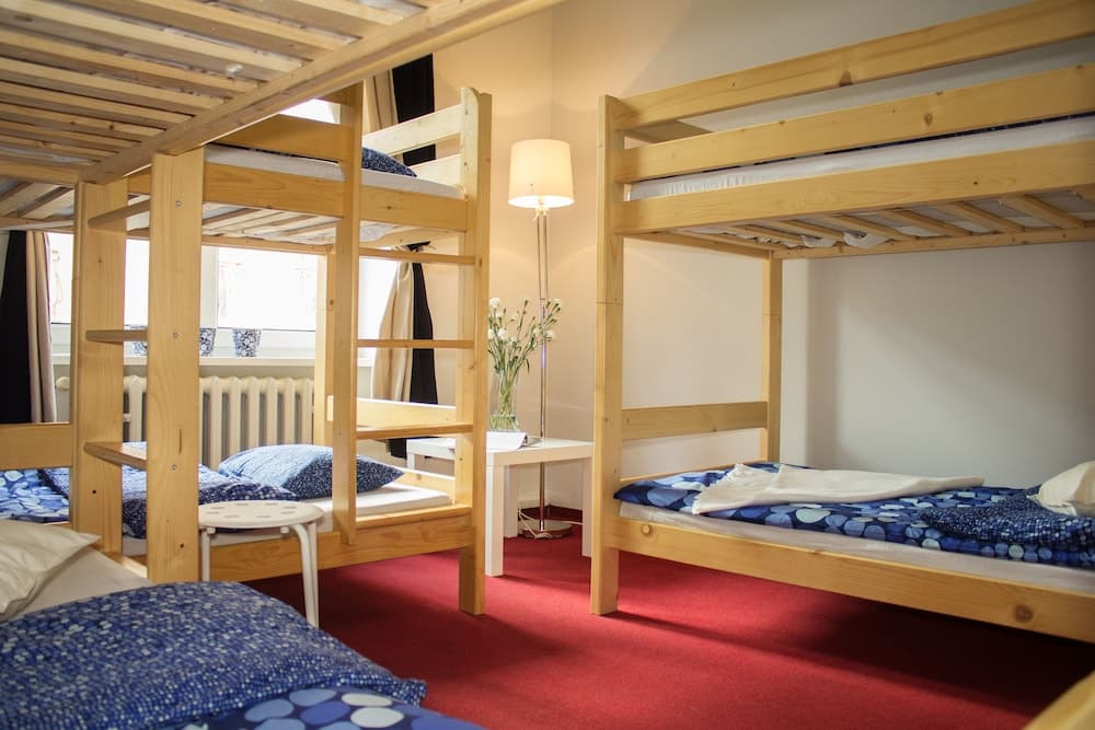 Absynt Hostel