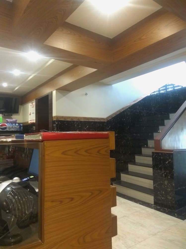 Hotel Karishma Dadar