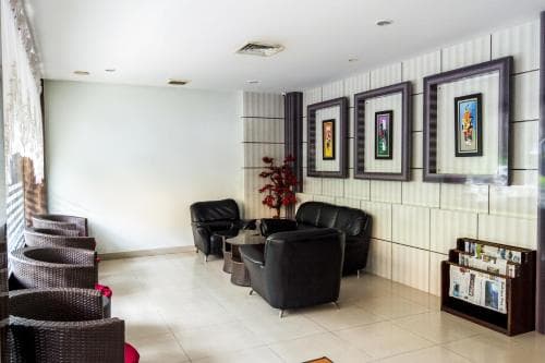 Capital O 664 Romance Hotel