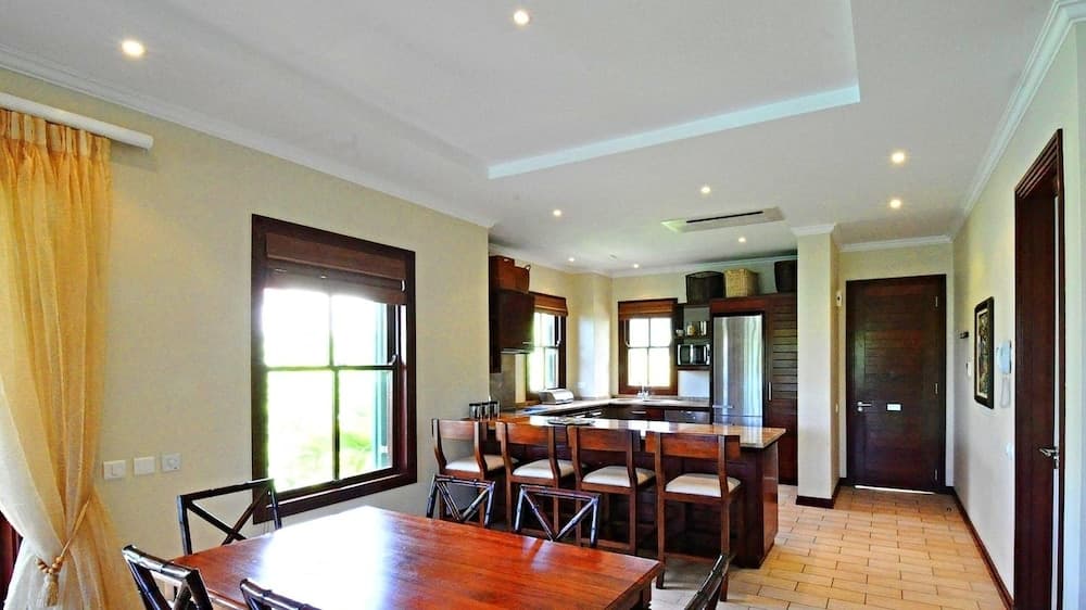 Eden Island Luxury Accommodation