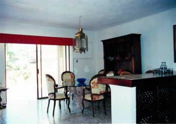 Ambassador Suites