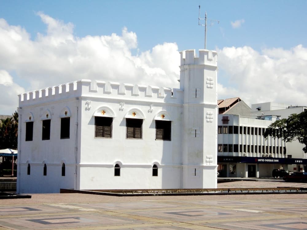 Grand Continental Kuching
