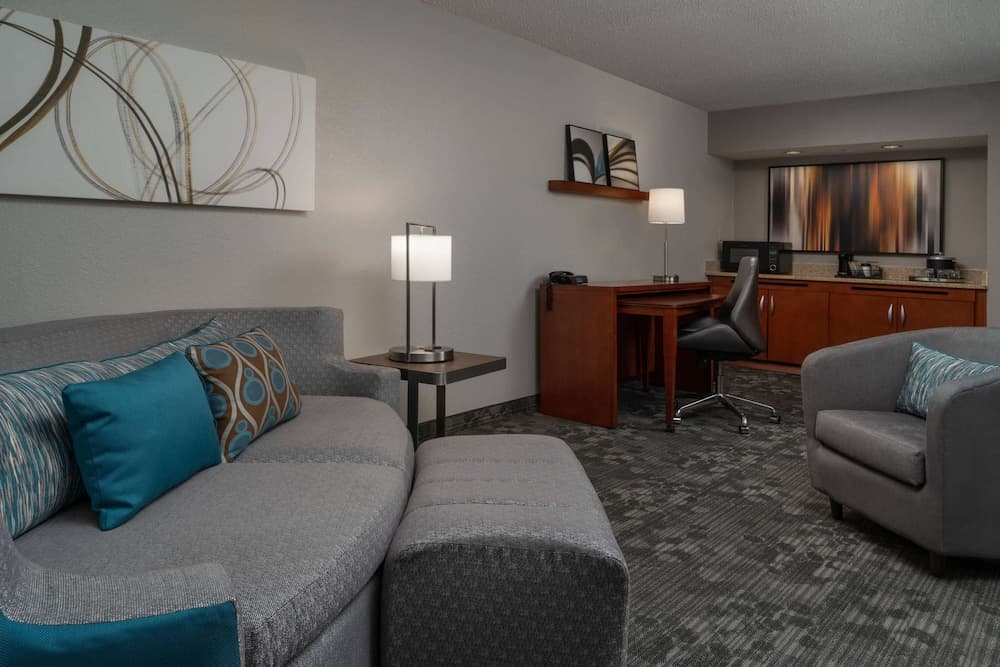 Sonesta Select Chattanooga Hamilton Place