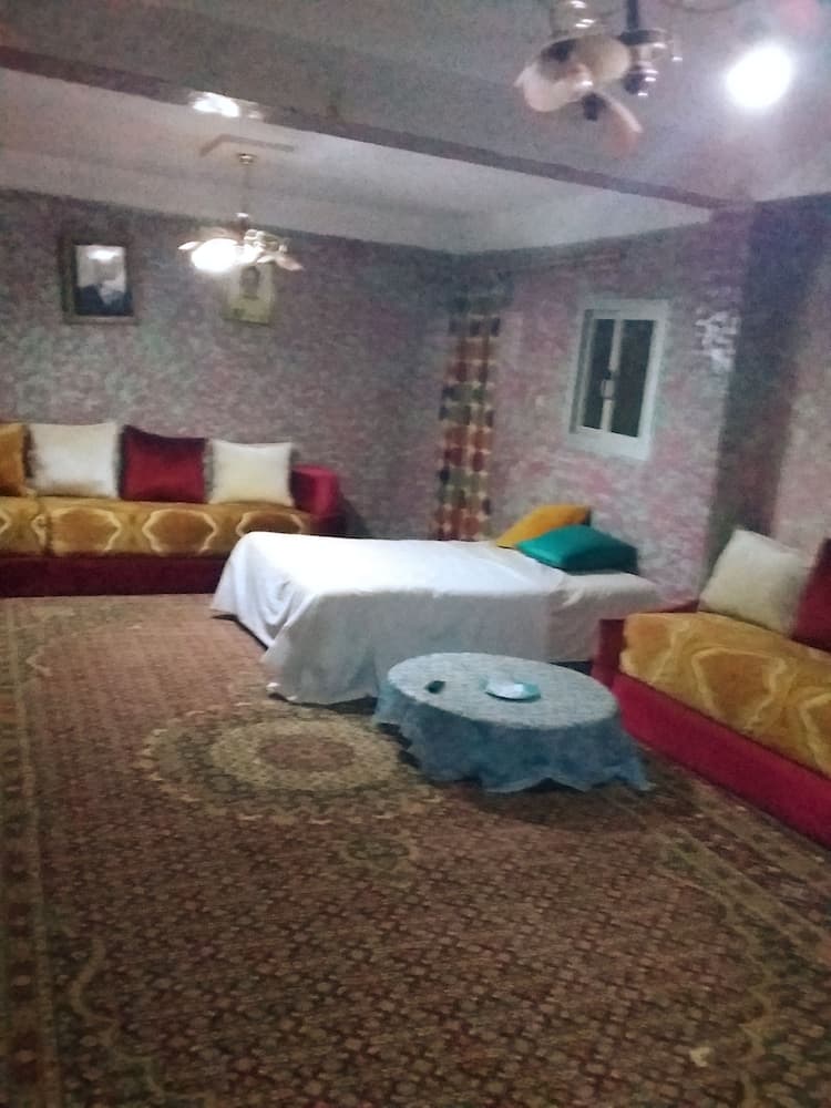 Hotel Raha
