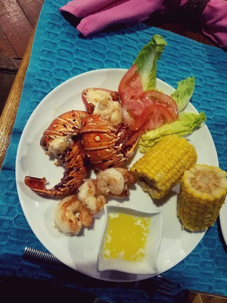 Mango Creek Lodge