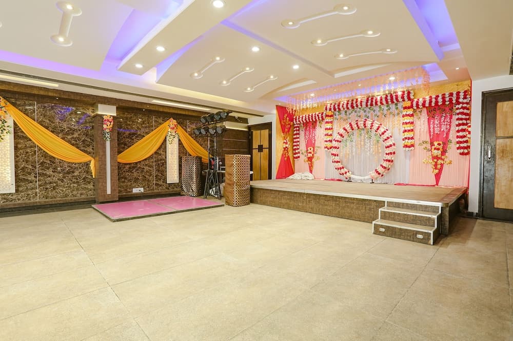 Fabhotel Mng