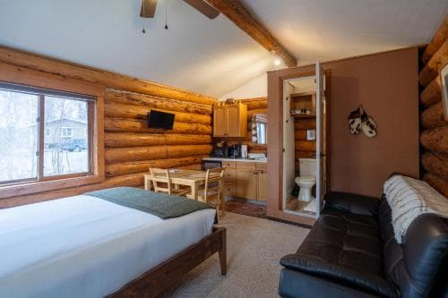 Hatcher Pass Bed & Breakfast