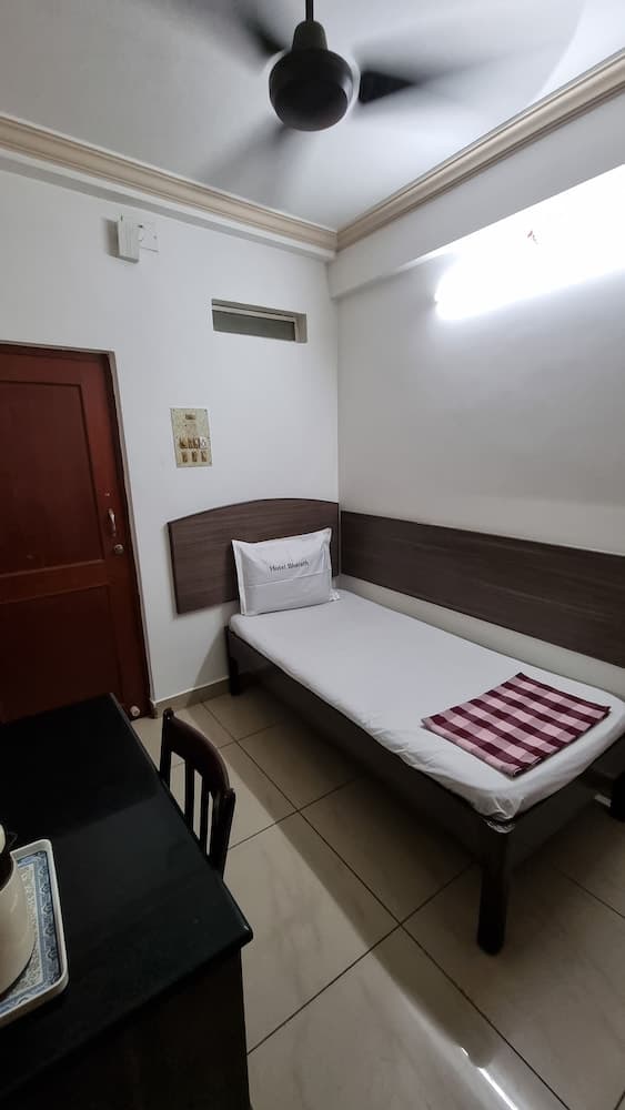 Hotel Bharath