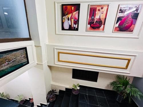 Aakas Hotel