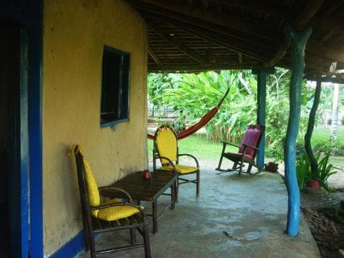 Dims Hostal