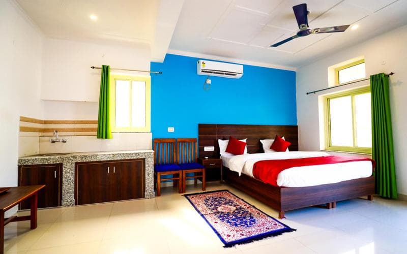 Manzil Hostel