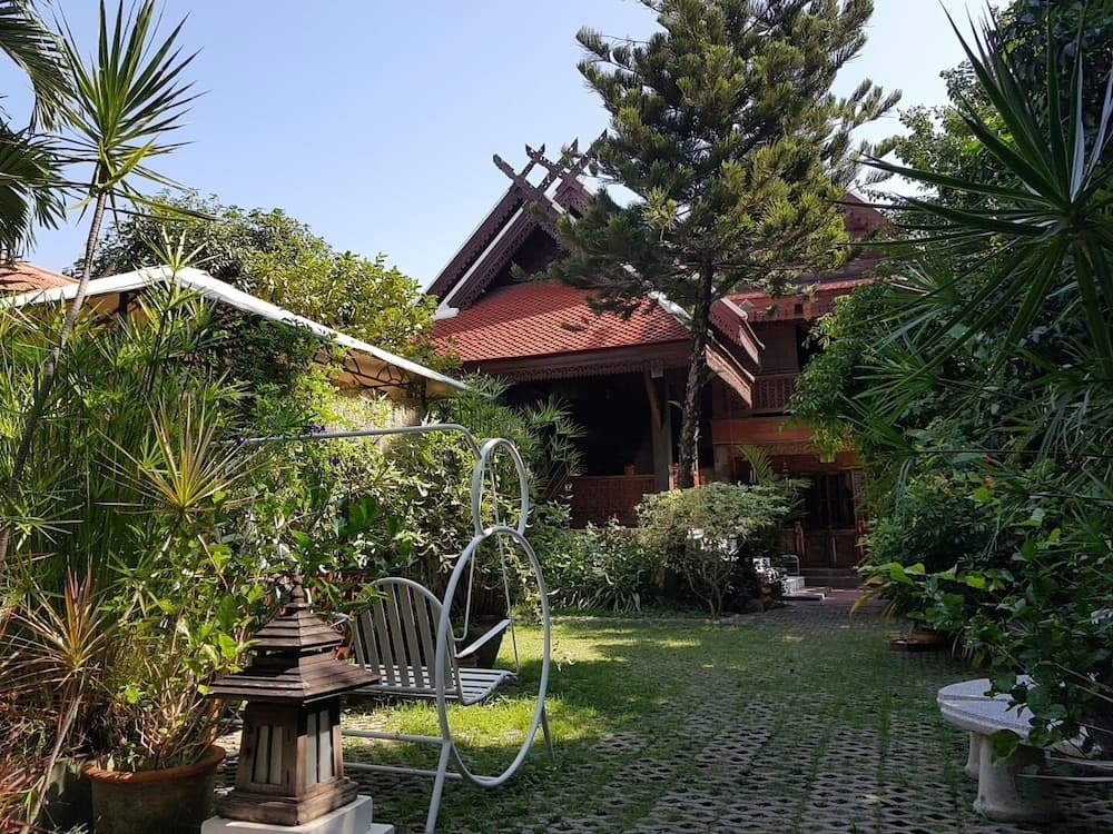 Siri House