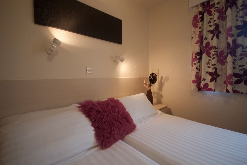 Norfolk Hotel