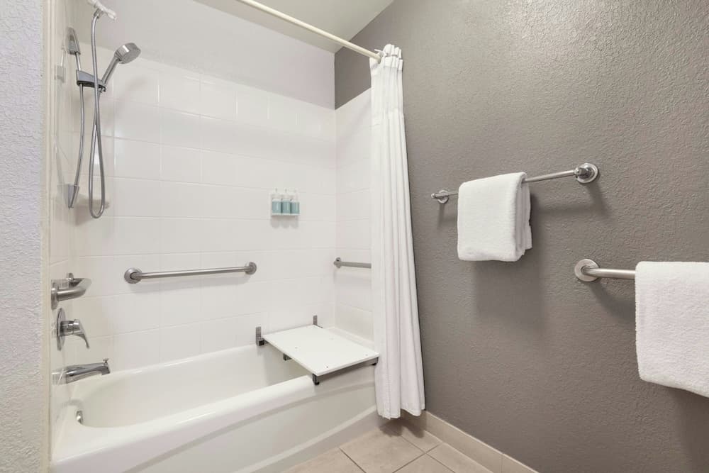 Courtyard by Marriott Basking Ridge