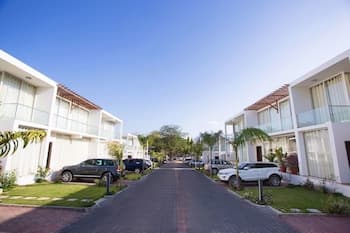 Sky Villas
