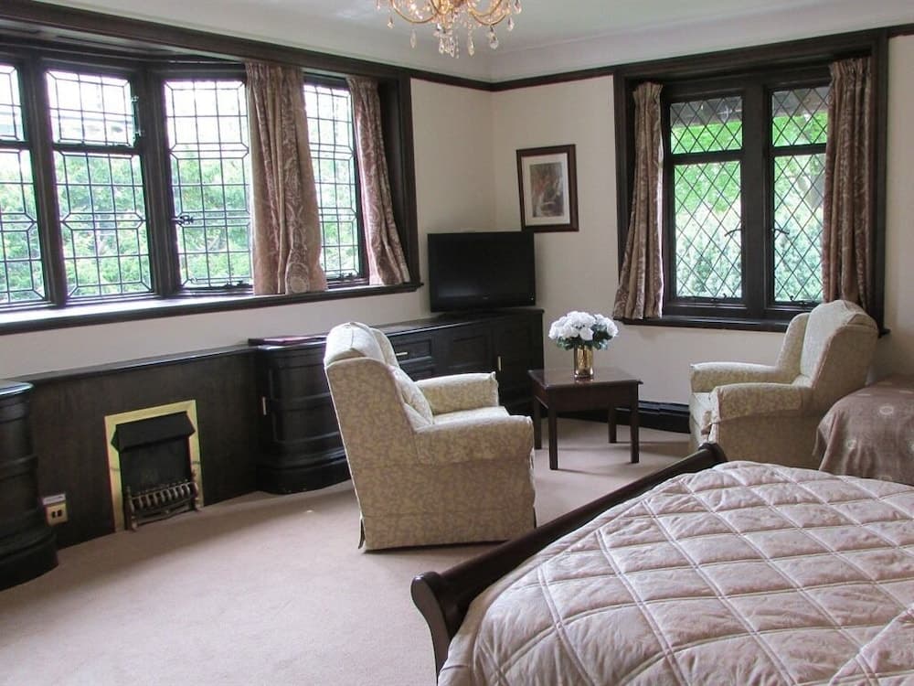 Tudor Grange