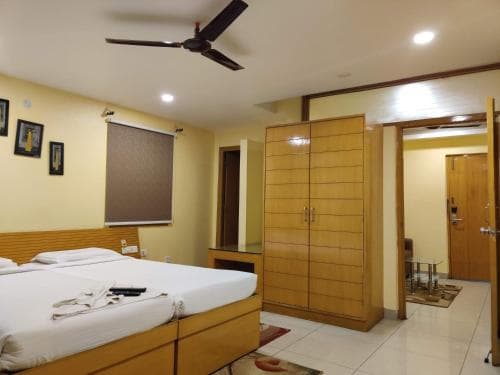 Sheraton Suites