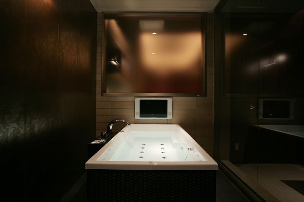 Hotel W