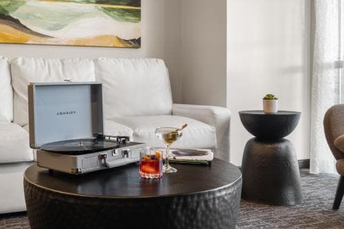 The Oxford Hotel Bend