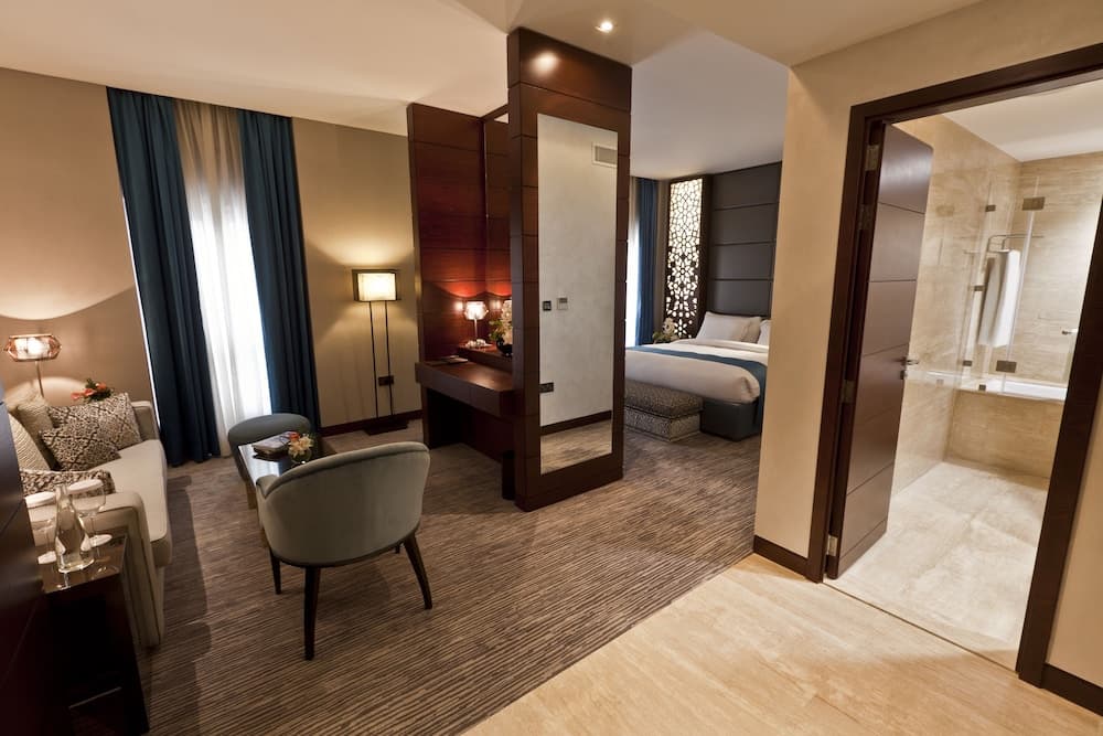 Zubarah Hotel