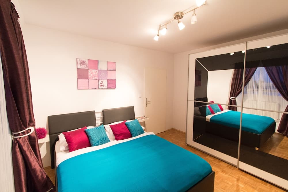 CheckVienna Apartment Josef Kutscha