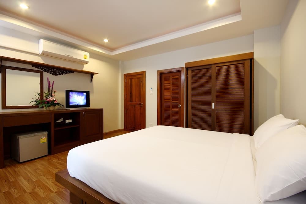 Kata Hiview Resort