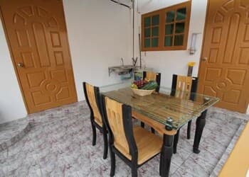 Yangon Hub Hostel