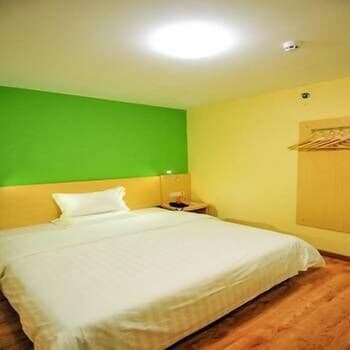 Joy Hotel