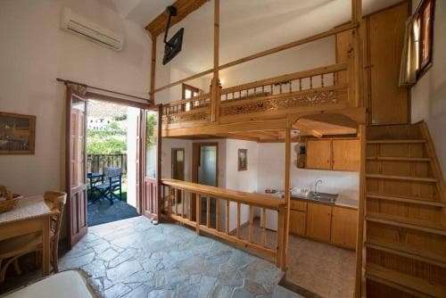 Nicolas Pension