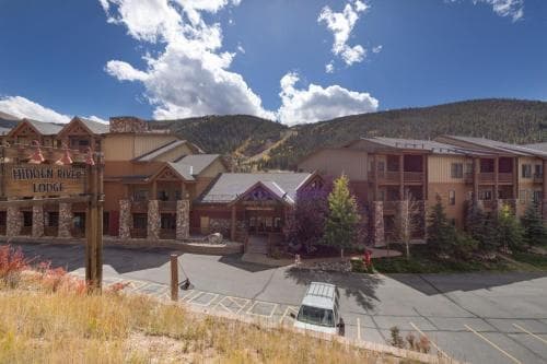 Hidden River Lodge