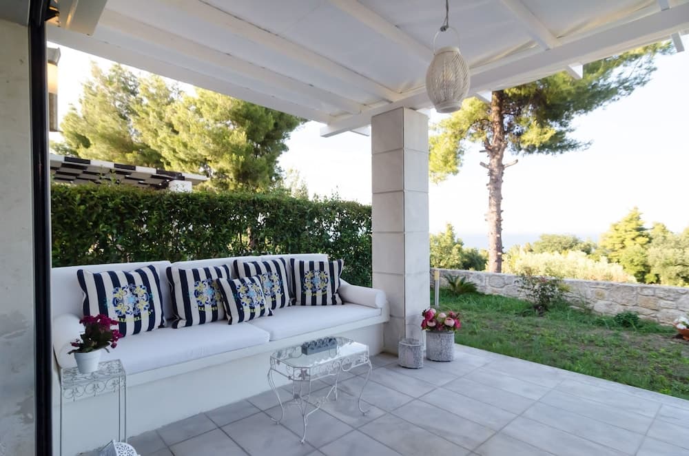 White Rose Villa