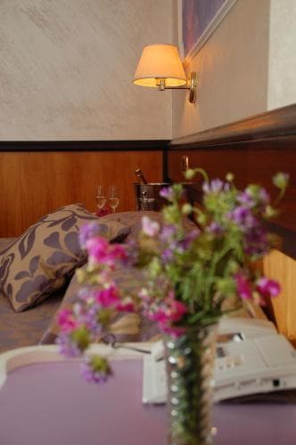 Benny Hotel