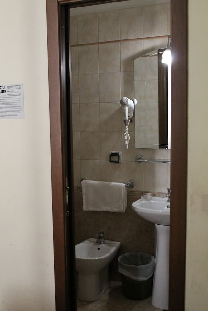 Hotel Pomezia