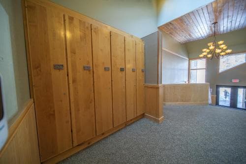 Lenawee 1728 by SummitCove Lodging