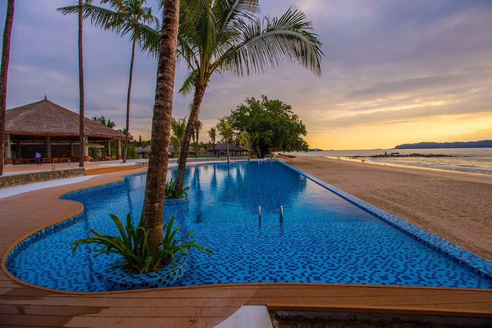 Pristine Mermaid Resort