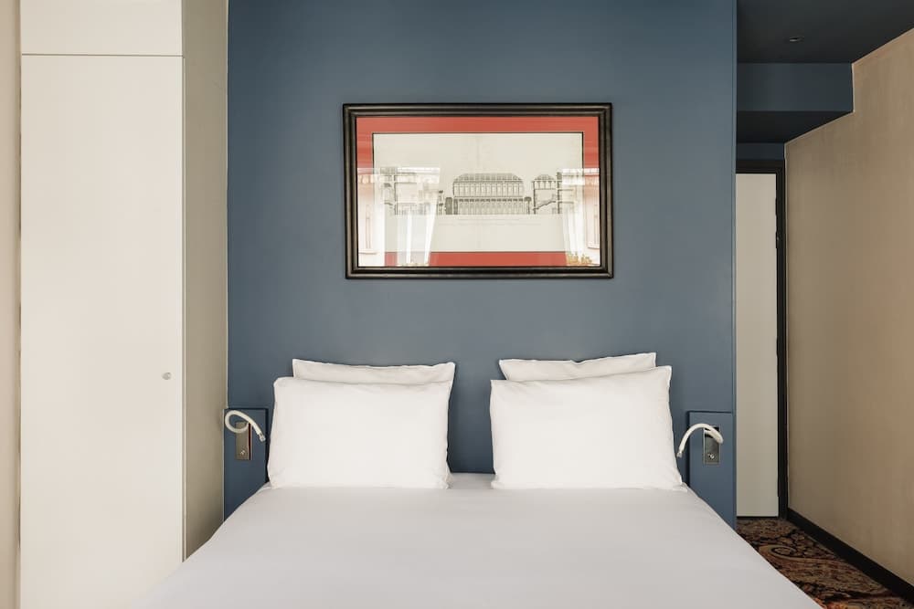 New Hotel Republique