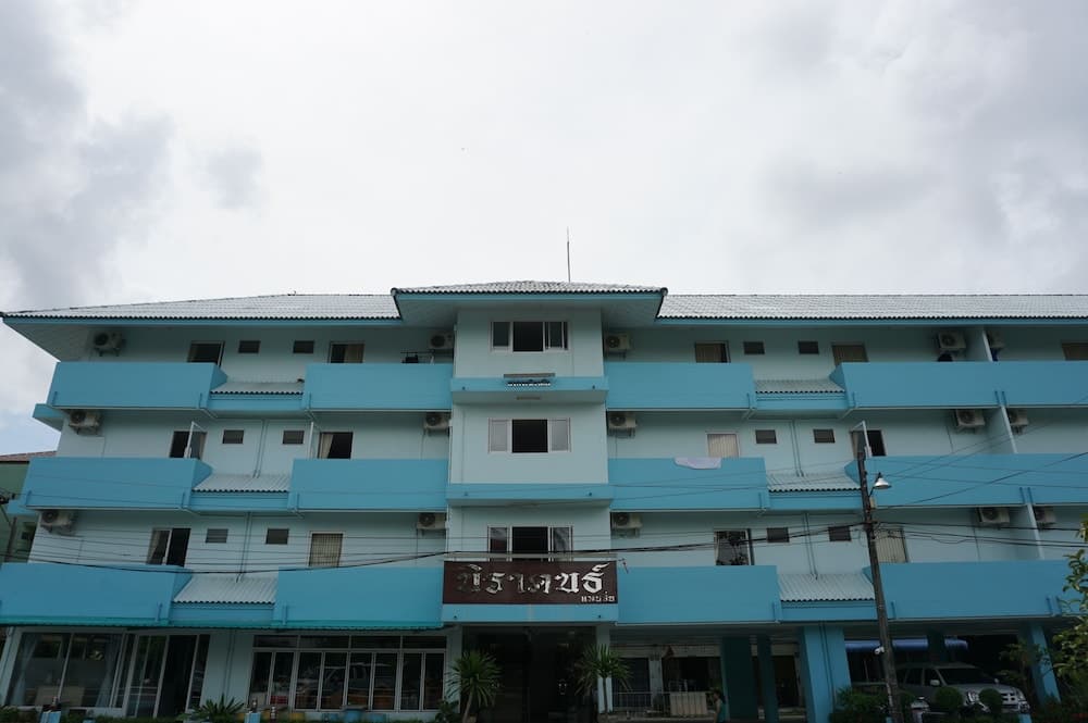 Nirakon Hotel