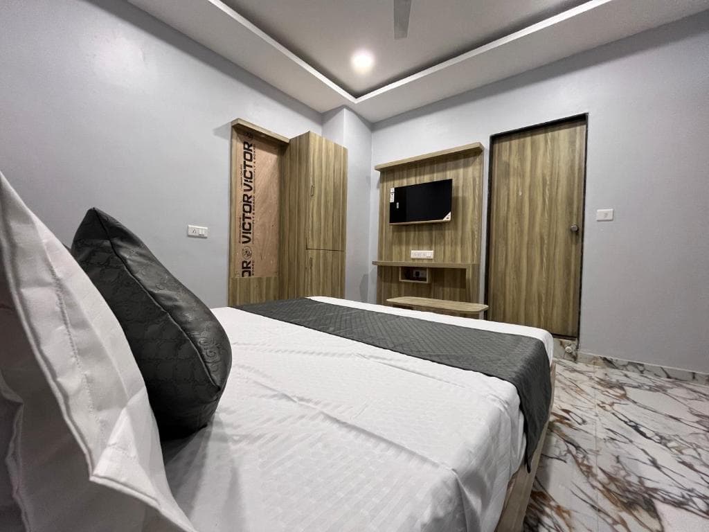 HOTEL KRISHNA