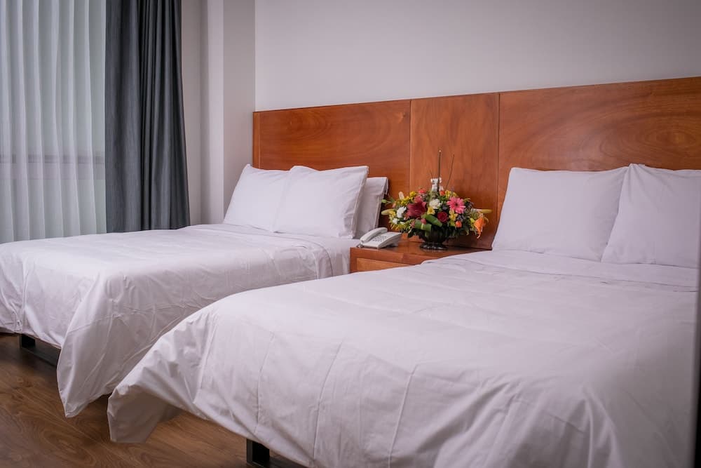 Amd Hotel