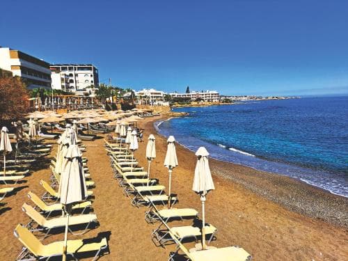 Renata Mare Apartments
